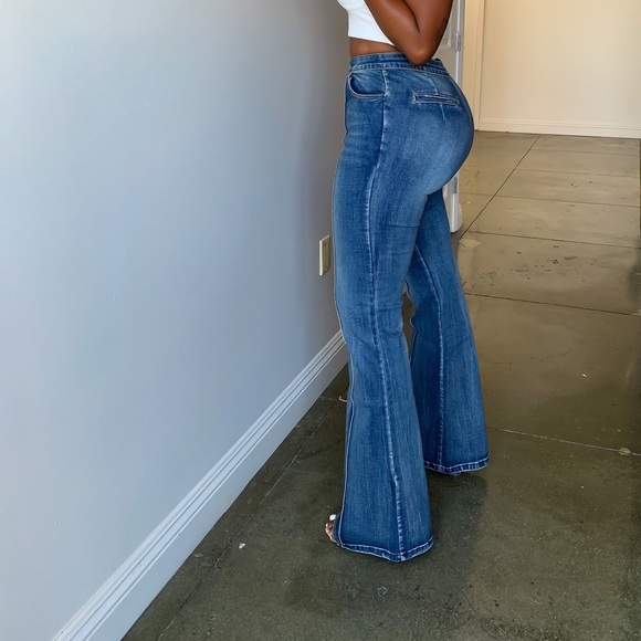 🔥 Brand New 🔥 "Hot Stuff" Jeans - Picture 3 of 6